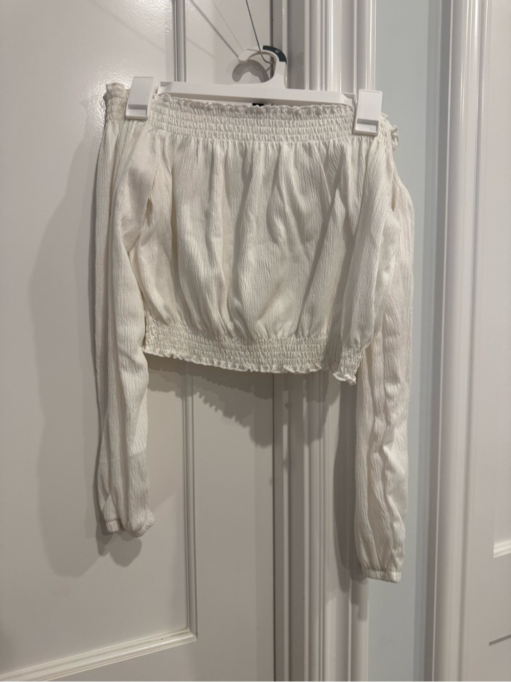 H&M White Off-Shoulder Smocked Crop Top
